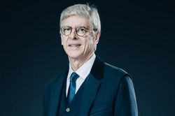 Wenger: 'Tôi chờ Liverpool phá kỷ lục bất bại của Arsenal'