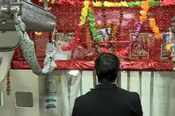 Tranh cãi ở Ấn Độ vì 'đưa thần Shiva lên tàu'