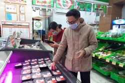 Nghịch lý giá thịt lợn