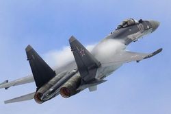 Cận cảnh màn không kích ngoạn mục của chiến cơ Su-35S