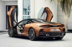 Top 10 xe hơi 'chất' nhất quả đất: Lamborghini vắng mặt
