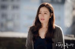Knet: Vẫn đang hẹn hò, nhưng đây là lý do Hyun Bin phủ nhận yêu Son Ye Jin