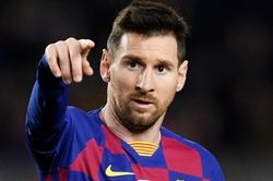 Messi làm sáng tỏ tương lai tại Barcelona