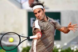 Federer phẫu thuật đầu gối, nghỉ hết mùa đất nện