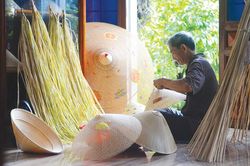 Độc đáo nón ngựa Phú Gia