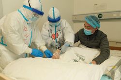 Ngân hàng Nhân dân Trung Quốc hỗ trợ tín dụng để kiềm chế COVID-19