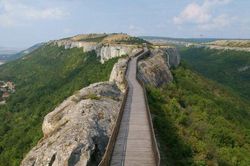 Pháo đài cổ như Vạn Lý Trường Thành ở châu Âu