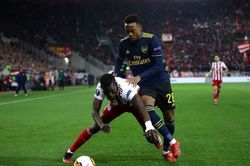 Europa League: Thắng tối thiểu Olympiakos, Arsenal rộng cửa đi tiếp
