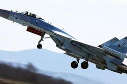 Tạp chí quân sự Mỹ tiết lộ những ưu điểm của Su-35 so với F-15EX
