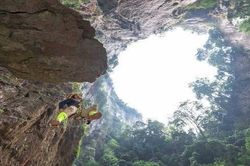 Thế giới kỳ vĩ trong tour mạo hiểm khám phá hệ hống hang Hổ - Quảng Bình