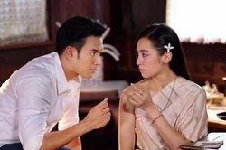 Muốn biết người đàn ông có yêu thật lòng hay không, chị em cứ nhìn vào 3 vị trí trên cơ thể này là biết rõ nhất