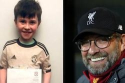 CĐV nhí của M.U yêu cầu Liverpool 'đừng thắng nữa'