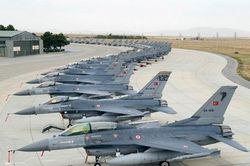 Chỉ đợi Mỹ gật đầu, F-16 Thổ Nhĩ Kỳ sẽ tung hoành đánh phá tại Syria