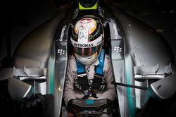 Khoang lái an toàn khiến xe đua F1 không cần túi khí
