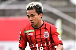 Chanathip lập cú đúp kiến tạo ở trận ra quân tại J.League 2020