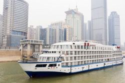 TQ điều 7 tàu du lịch tới Vũ Hán phục vụ y bác sĩ dưỡng sức