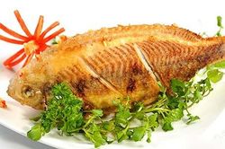 Muốn rán cá vàng giòn, chín đều thơm ngọt không sát chảo hãy cho thêm thứ này vào khi rán