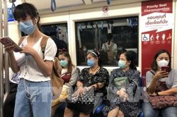 Dịch COVID-19: Mỗi người xuất cảnh khỏi Thái Lan chỉ được phép mang 30 khẩu trang