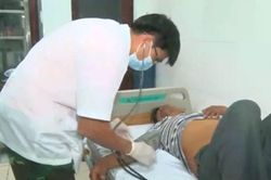 Đảo Trường Sa cấp cứu ngư dân nghi bị viêm túi mật cấp