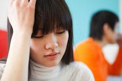 Phụ nữ lấy được chồng tử tế thì ráng vun đắp, cưới nhầm kẻ tệ bạc thì hãy rời đi