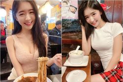 Ngồi ăn mì 'sương sương', cô gái cũng khiến dân mạng phải đỏ mắt ngắm nhìn