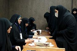 Iran cáo buộc truyền thông nước ngoài lợi dụng Covid 19 'cản trở' cử tri bỏ phiếu