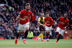 Bruno Fernandes 'mở tài khoản', MU thắng tưng bừng