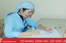 Nghe nữ hộ lý bệnh viện ở Hà Tĩnh kể chuyện nghề