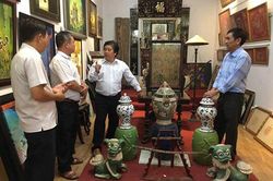 Người thắp lửa đam mê cổ vật