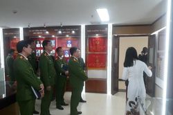 'Địa chỉ đỏ' giáo dục chính trị - tư tưởng cán bộ chiến sỹ Công an quận Hai Bà Trưng