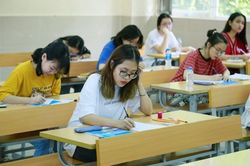 Đi học trở lại