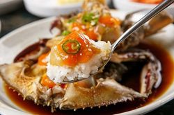 Đỉa biển, bạch tuộc và các món ăn sống lạ của Hàn Quốc