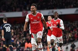 Arsenal ngược dòng thắng Everton 3-2