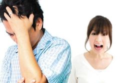 Sự cố 'lộ hàng' vô ý của nữ nhân viên khiến tôi 'lĩnh đủ' cơn ghen tanh bành