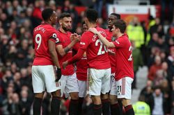 Bruno Fernandes thăng hoa: MU càng thêm tiếc nuối