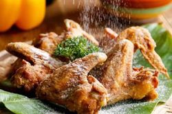 Cách làm cánh gà rang muối đơn giản, giòn rụm cực hấp dẫn