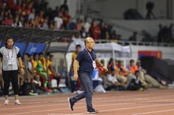 HLV Park Hang-seo có phải cách ly kiểm tra y tế? Vòng loại World Cup 2022 hy vọng vào Công Phượng