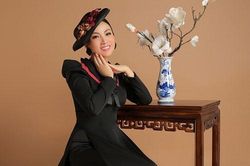 Nhan sắc trẻ trung ở tuổi 47 của ca sĩ Hà Phương
