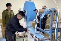 Đề nghị xử lý hình sự doanh nghiệp dùng giấy vệ sinh thay vải kháng khuẩn sản xuất khẩu trang