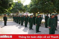 Những ngày đầu trong quân ngũ