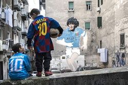 Trực tiếp bóng đá Napoli vs Barcelona: Ngày Messi đến ngôi đền của Maradona