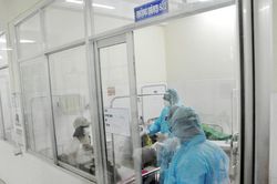 Họp khẩn, bàn phương án cách ly 22 du khách đến từ Daegu