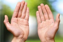 Những dấu hiệu trong lòng bàn tay cho thấy có phước trời ban, tiền bạc chất cao như núi