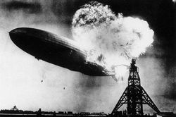 Ảnh hiếm về trước và sau 'thảm họa Titanic trên không' Hindenburg