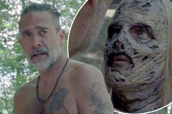 The Walking Dead mùa 10 gây sốc với cảnh nóng đốt mắt của Negan và Alpha