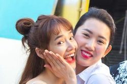 Nhã Phương đẹp rạng rỡ trên phim trường