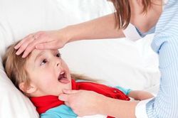 Tăng cường sức đề kháng mùa 'dịch' cho trẻ: các mẹ cần biết