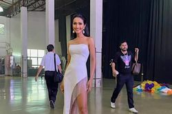 Hoài Sa diện lại váy của Hoàng Thùy bước vào vòng thi 'tử thần', khiến đối thủ phải thốt lên quá đẹp, quá tài năng