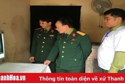 Người thầy thuốc mặc áo lính