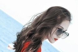 Trần Kiều Ân khoe loạt ảnh du lịch lãng mạn cùng bạn trai kém 9 tuổi